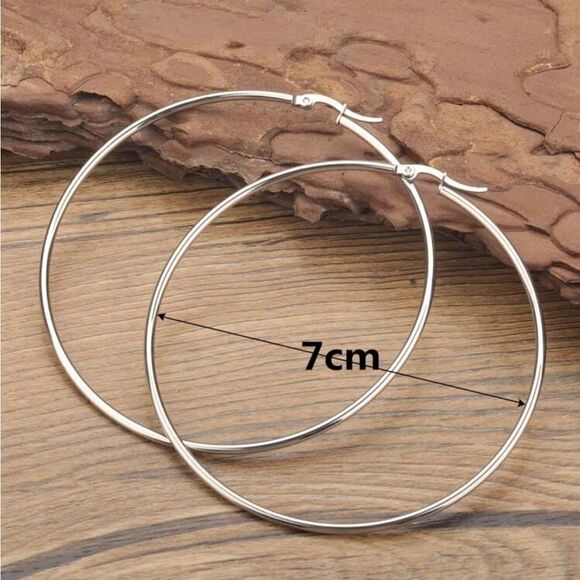 5/$25 GOLD HOOPS - Picture 5 of 6